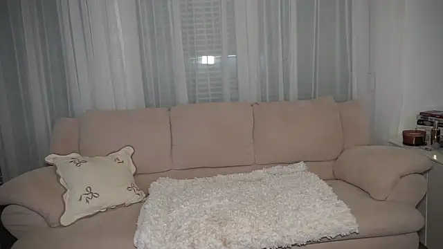 Liya Gold  online show from 04/21/26, 08:12