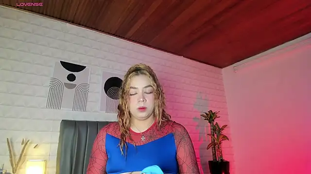 Lizzie-Evans online show from 07/23/26, 12:03