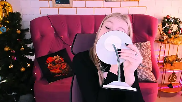 GraceGlamour online show from 12/18/25, 05:13