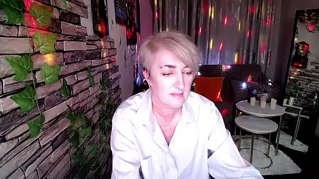 Hot Girl87 online show from 12/02/24, 04:20
