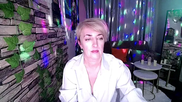 Hot Girl87 online show from 12/03/24, 07:33