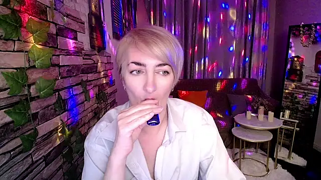 Hot Girl87 online show from 12/04/24, 04:16