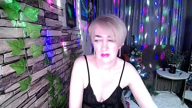 Hot Girl87 online show from 12/21/24, 06:55