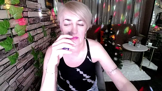 Hot Girl87 online show from 12/26/24, 10:52