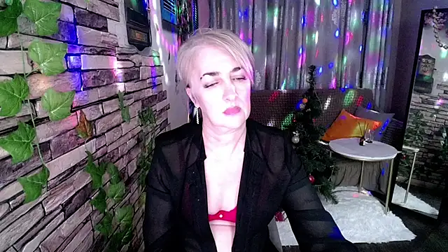 Hot Girl87 online show from 01/03/25, 09:47