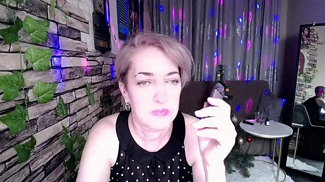 Hot Girl87 online show from 01/09/25, 07:40