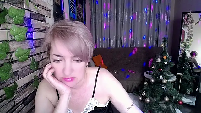 Hot Girl87 online show from 01/10/25, 10:15