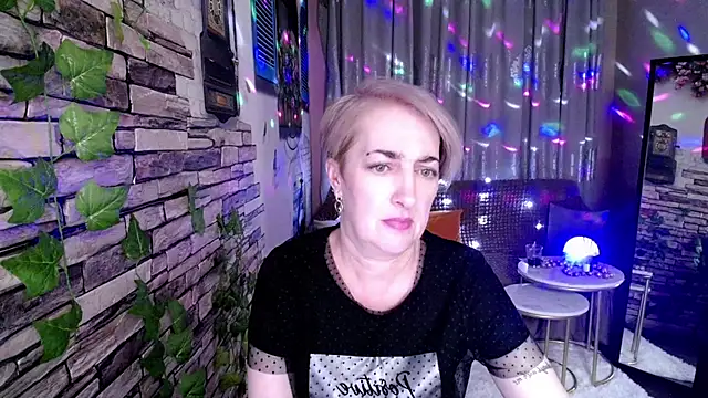 Hot Girl87 online show from 01/20/25, 07:46