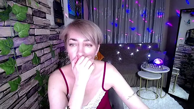 Hot Girl87 online show from 01/22/25, 09:54