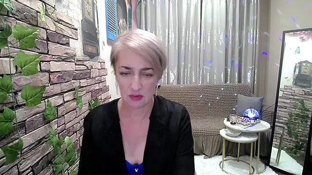 Hot Girl87 online show from 01/23/25, 08:24