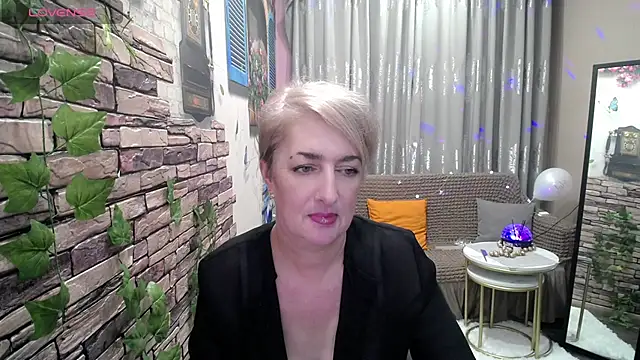 Hot Girl87 online show from 02/09/25, 02:40