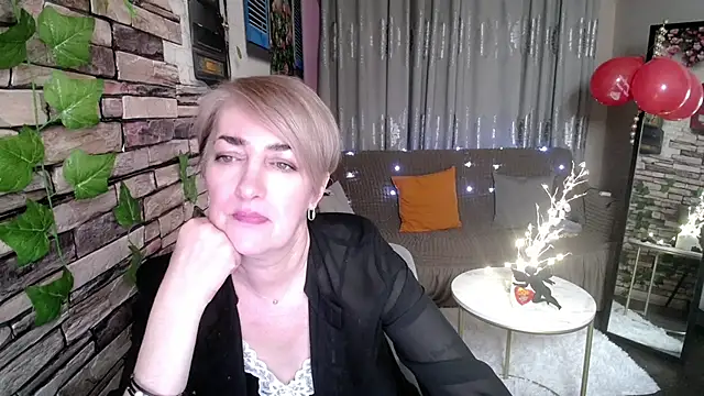 Hot Girl87 online show from 02/14/25, 10:58