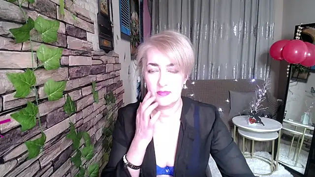 Hot Girl87 online show from 02/18/25, 03:54