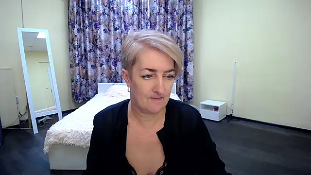 Hot Girl87 online show from 03/13/25, 05:07