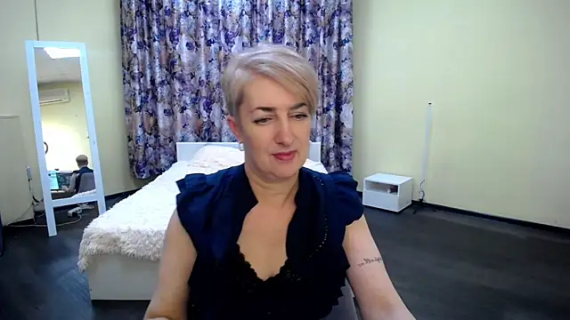 Hot Girl87 online show from 03/13/25, 08:22