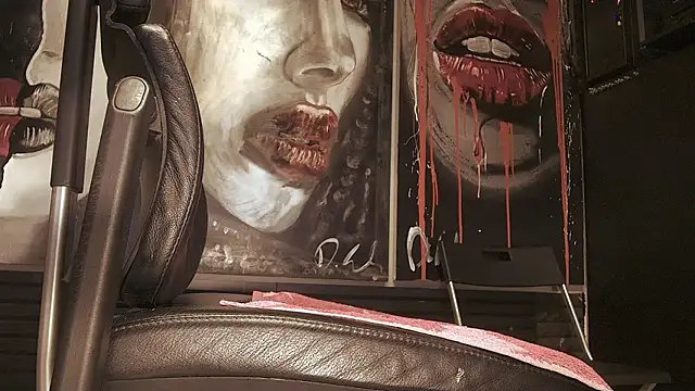 Snapshot of dani4334 chatting on 10/02/25, 08:32 dani4334 online show from 10/02/25, 08:32