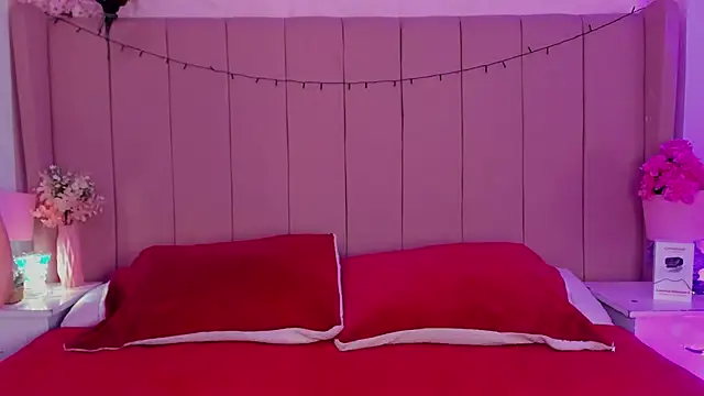 MollyBigBoobs12 online show from 11/14/25, 08:51