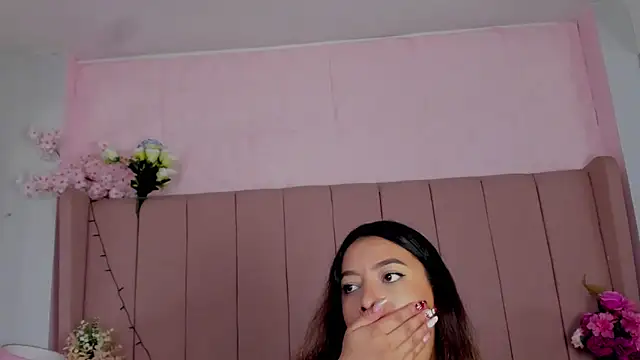 MollyBigBoobs12 online show from 12/18/25, 09:10