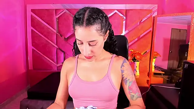 Eimy Sexy  online show from 11/25/25, 02:39