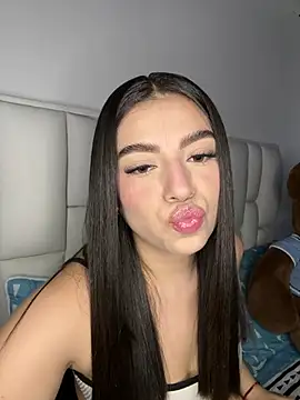 IsabellaAnngel online show from 04/05/26, 02:09