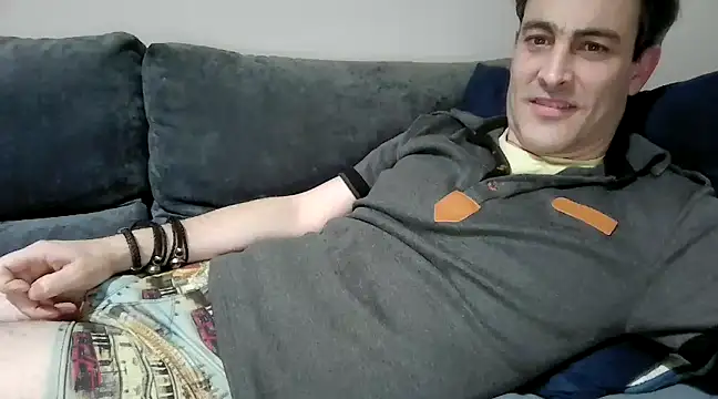 basquehotboy online show from 12/30/24, 05:02