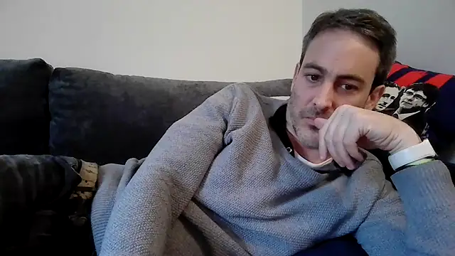 basquehotboy online show from 02/08/25, 04:25