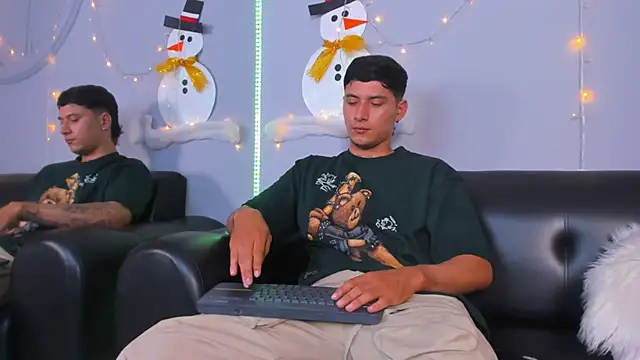 Damian23   online show from 12/29/24, 05:22