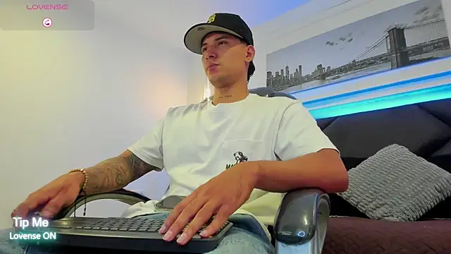 Damian23   online show from 02/14/26, 11:29