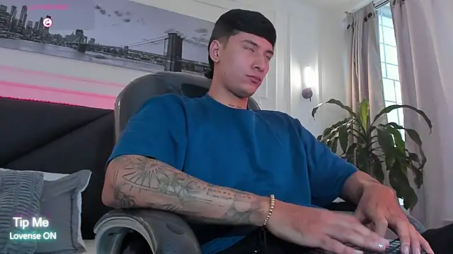 Damian23   online show from 03/20/26, 07:19