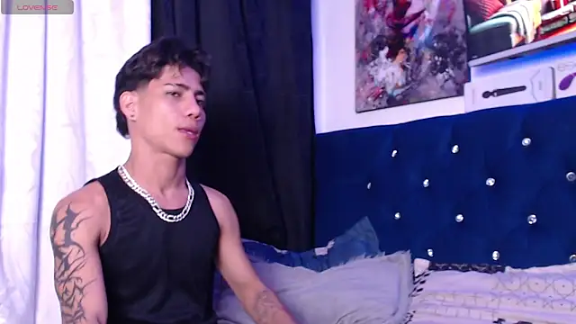 Sexys Boys Hot1 online show from 11/21/25, 03:16