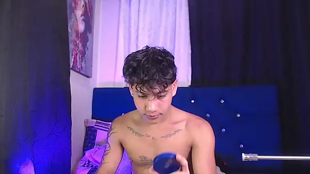 Sexys Boys Hot1 online show from 02/11/26, 01:32