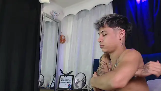 Sexys Boys Hot1 online show from 07/12/26, 01:18