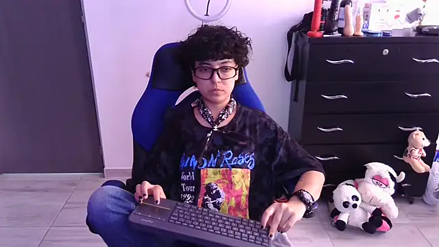 thomascooper7 online show from 02/28/26, 04:08