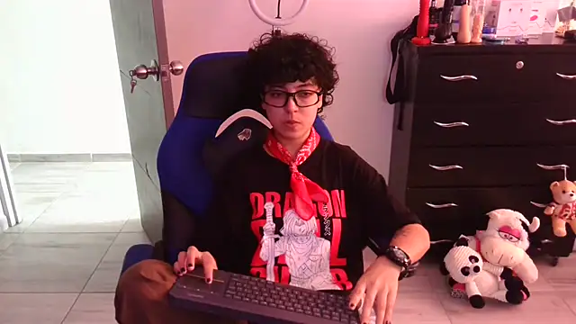 thomascooper7 online show from 03/01/26, 07:05