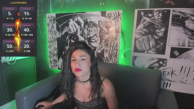 Snapshot of Sabrina_Rosse__ chatting on 12/29/24, 03:22 Sabrina Rosse   online show from 12/29/24, 03:22