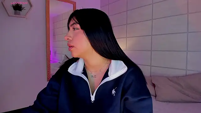 Christine Laam online show from 03/03/26, 12:22