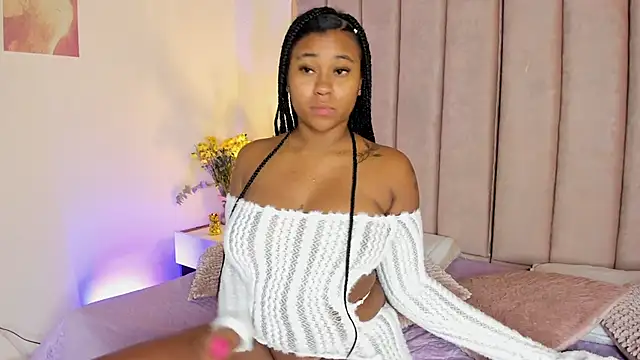 Milan ebony online show from 12/16/25, 11:59