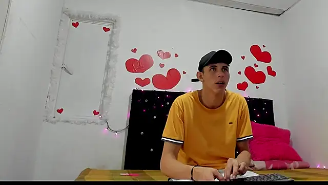 Snapshot of chloe_evanx_ chatting on 02/26/25, 03:30 chloe evanx  online show from 02/26/25, 03:30