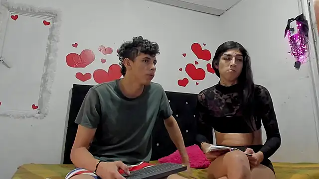 Snapshot of chloe_evanx_ chatting on 03/10/25, 02:37 chloe evanx  online show from 03/10/25, 02:37