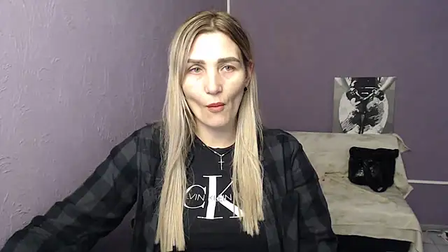 Snapshot of _sexy_lady chatting on 10/31/25, 01:34 sexy lady online show from 10/31/25, 01:34