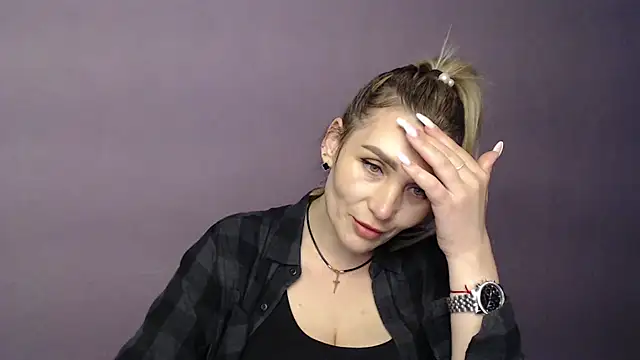 Snapshot of _sexy_lady chatting on 11/04/25, 01:54 sexy lady online show from 11/04/25, 01:54