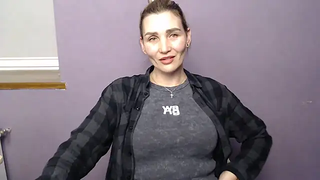 Snapshot of _sexy_lady chatting on 11/06/25, 01:56 sexy lady online show from 11/06/25, 01:56