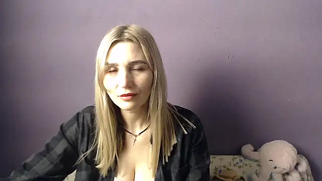 Snapshot of _sexy_lady chatting on 12/16/25, 04:45 sexy lady online show from 12/16/25, 04:45