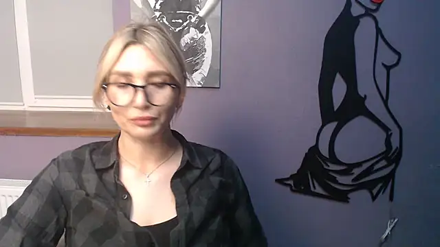  sexy lady online show from 03/12/26, 01:06