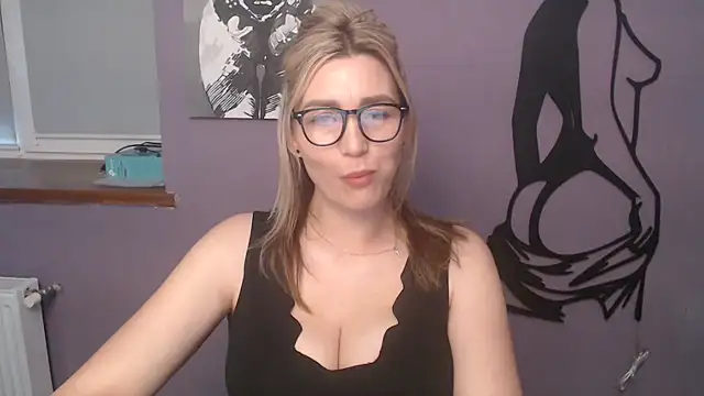 Snapshot of _sexy_lady chatting on 05/27/26, 02:14 sexy lady online show from 05/27/26, 02:14