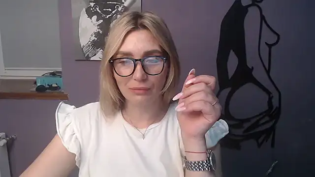 Snapshot of _sexy_lady chatting on 06/02/26, 01:02 sexy lady online show from 06/02/26, 01:02