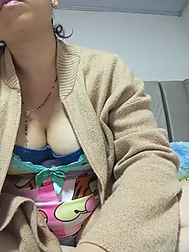 RenataSexy  online show from 02/12/25, 02:24