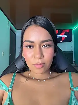 ALANAH KITTY online show from 04/16/26, 09:39