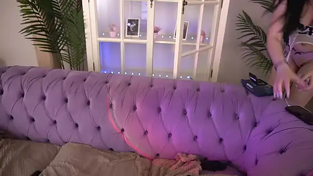 NikkiGoldSide online show from 06/22/26, 05:54