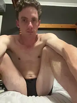 bradleyjamesmc online show from 02/12/25, 05:16